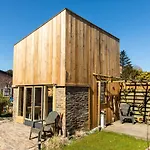 Luna's Loft