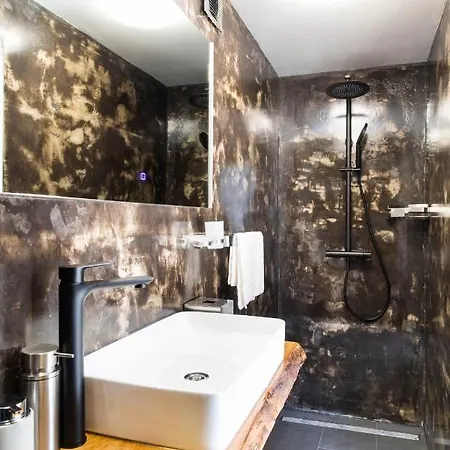 Luna's Loft Tatil Evi